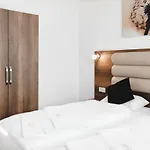 Castle Hotel 3*